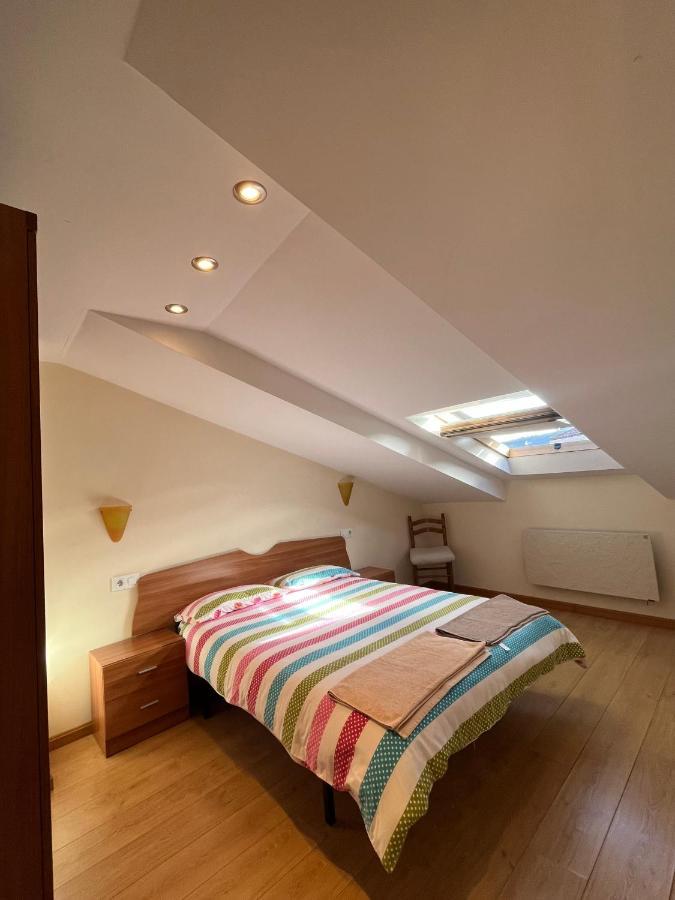 Apartamentosarturo Llanes Laplaza Atico Centrico מראה חיצוני תמונה